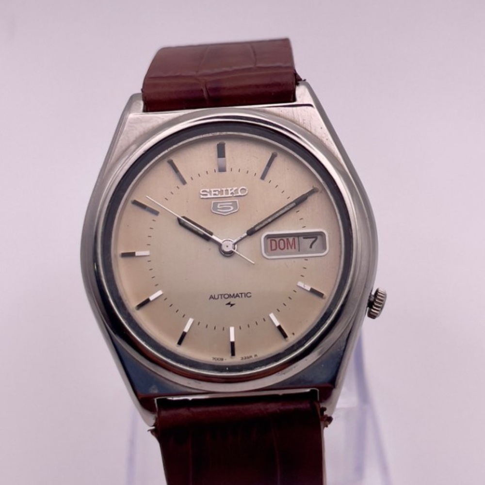 Vintage Seiko 5 Automatic - image 1